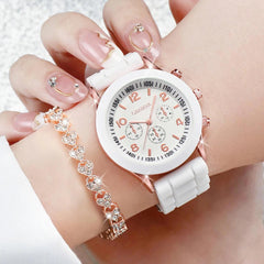 2PCS/Set Fashion Silicone Band Women Watches Rhinestone Heart Bracelet Set - AKISHOP